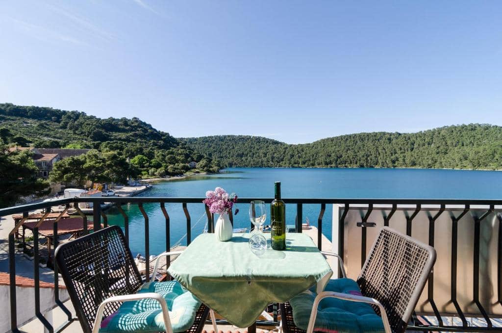 Apartments Linda Mljet