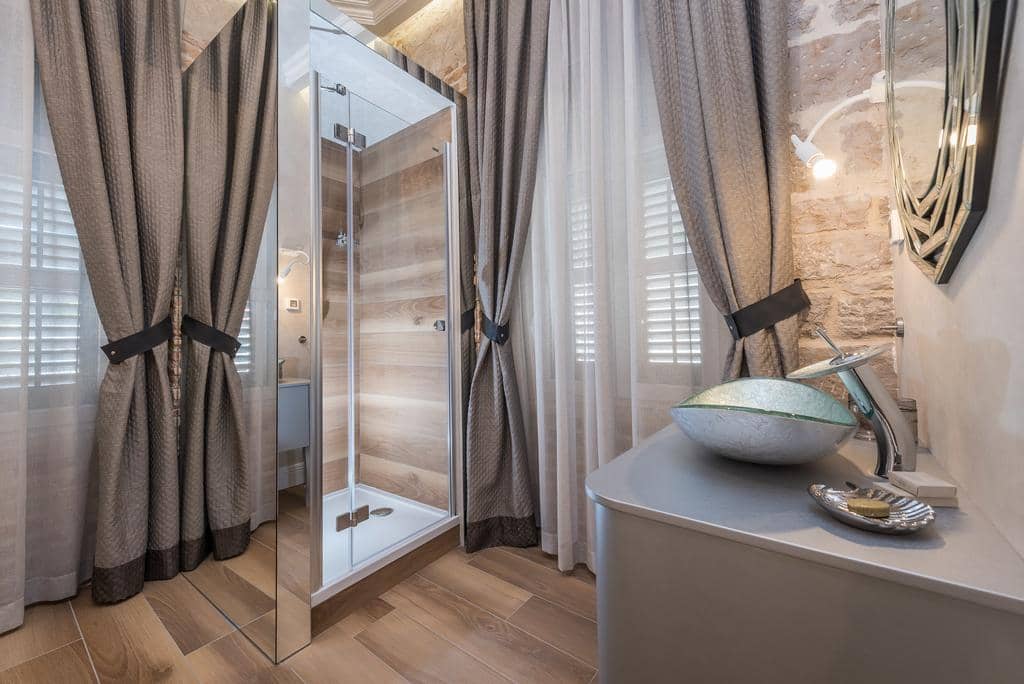 Zara Palace | design rooms in Zadar